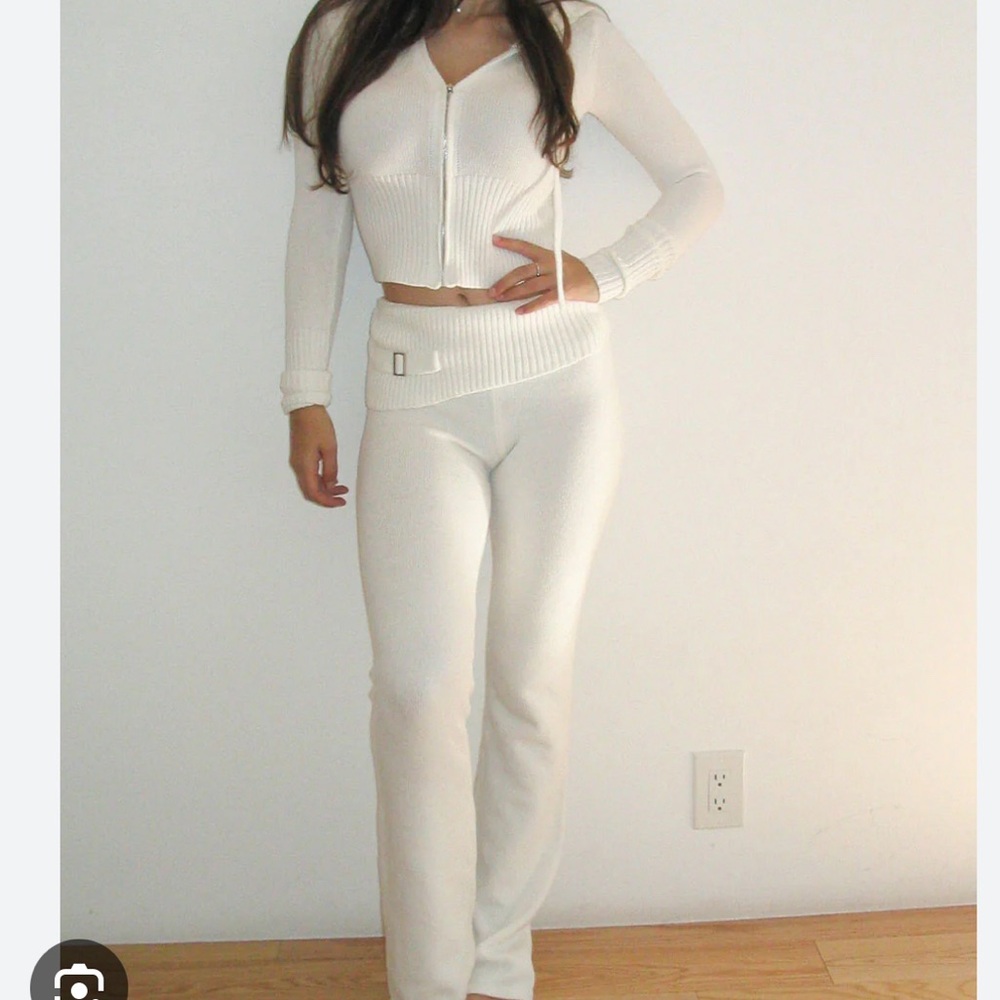 Frankie’s Bikinis White Knit Pants